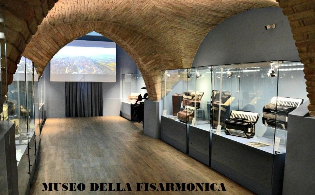 卡斯特尔菲达多1 La Fisarmonica Del Conero公寓 外观 照片